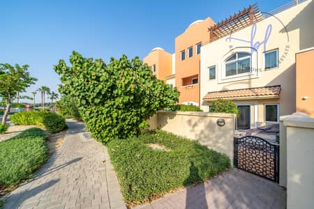 5 Bedroom Villa for Sale in Dubai Festival City, Dubai - Beautifully Renovated Home | Move In Now | Freehold