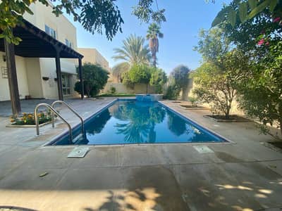 3 Bedroom Villa for Rent in The Meadows, Dubai - 3 Pkus Maids with Pool