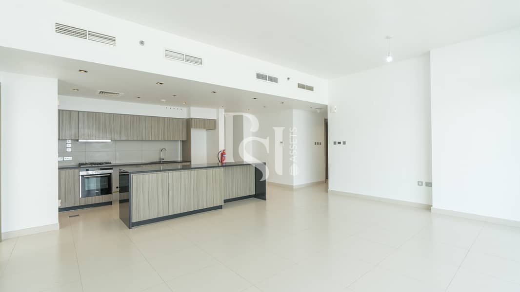 3 meera-tower-shams-abu-dhabi-al-reem-island-living-area (3). jpg