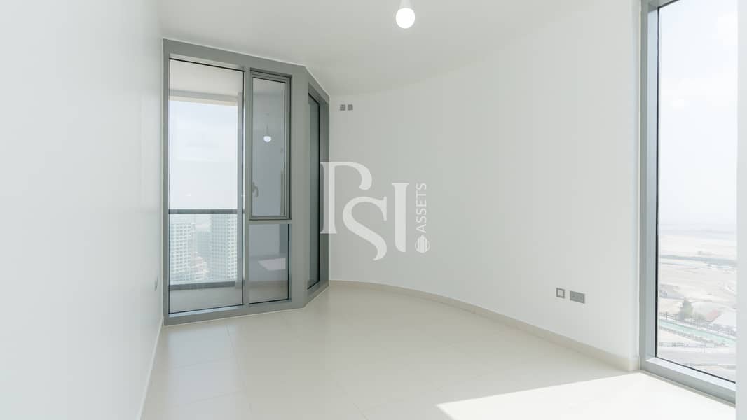 4 meera-tower-shams-abu-dhabi-al-reem-island-bedroom (7). jpg