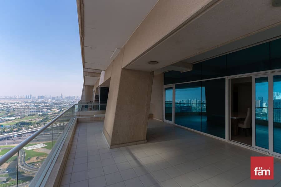 Marina Skyline Views|High Floor|Spacious Balcony