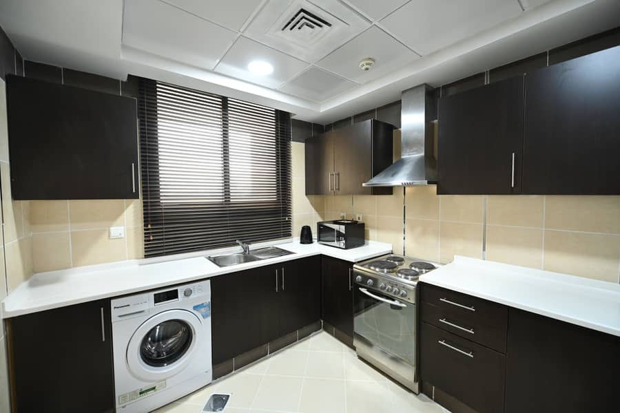 5 Kitchen. jpg