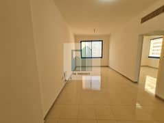 شقة في شارع حمدان 1 غرفة 45000 درهم - 8383313