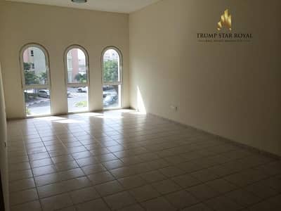 Well Maintained 1Br in Mogul Cluster Well Maintained 1Br in Mogul Cluster