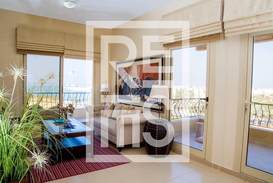 Fully furnished 1BR with Huge Balcony!