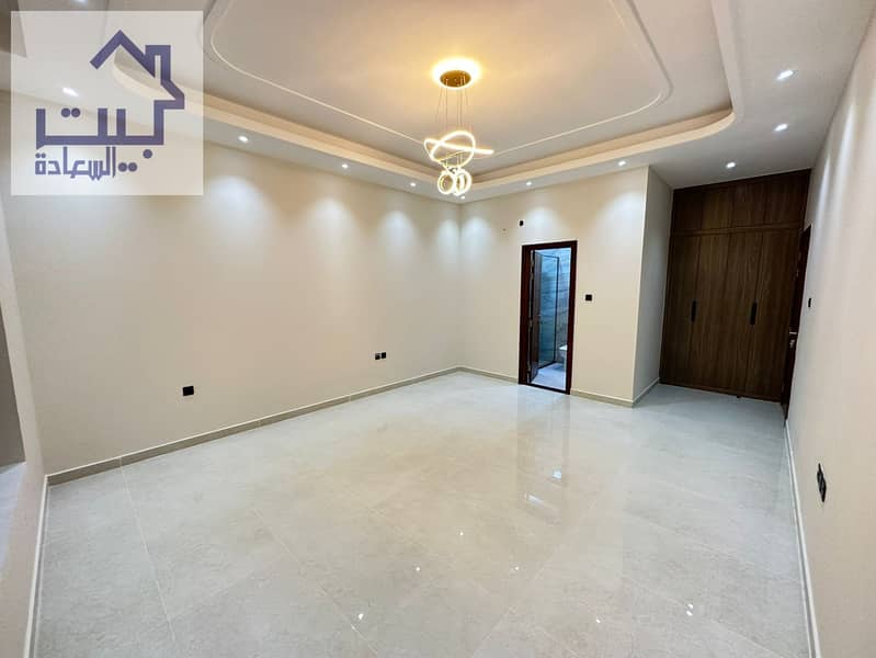 Villa for rent in Al Helio area, Ajman, 6 master rooms, a sitting room