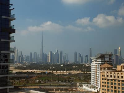 BRAND NEW SPACIOUS 2 BEDROOM APARTMENT WITH BEST VIEW OF SKYLINE AND BURJ KHALIFA//ALL AMINITIES