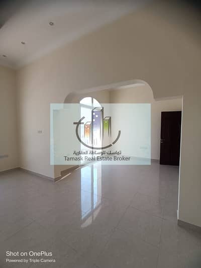 A wonderful villa for rent in Al Khawaneej First, super luxurious finishes, two floors, 5 rooms and a maid -