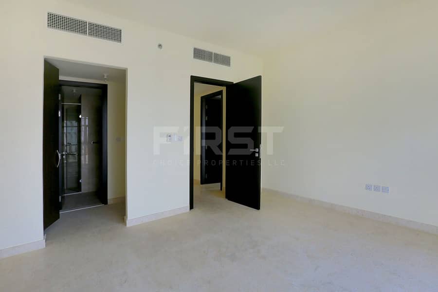 7 Internal Photo of 2 Bedroom Apartment in Ocean Terrace Marina Square Abu Dhabi UAE (7). jpg