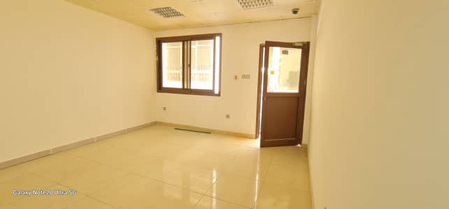 Studio for Rent in Al Nahyan, Abu Dhabi - 20240102_123509. jpg