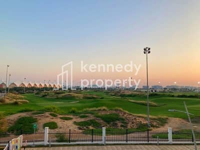 3 Bedroom Apartment for Sale in Yas Island, Abu Dhabi - 16013f21-ad1e-4956-bc9b-ef2ac58f5eb2-photo_10-Golf-course-view-2. jpg