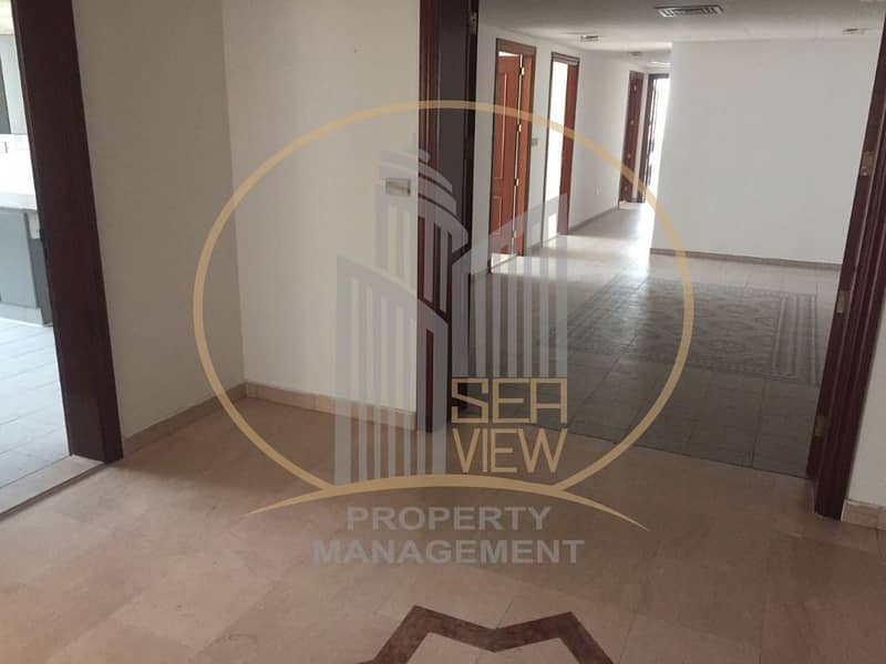 For rent a 4 bedroom apartment, lounge and maid room very large areas Al Salam Street