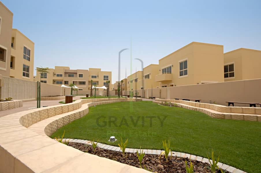 Massive Layout! 4BR Villa now vacant in Al-Raha Garden