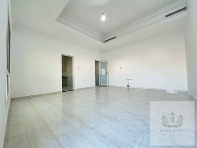 1 Bedroom Apartment for Rent in Khalifa City, Abu Dhabi - WhatsApp Image 2024-01-02 at 4.01. 12 PM. jpeg