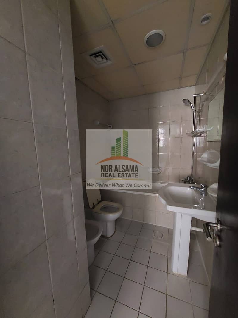 ROUND ABOUT BUILDING 1BHK ENGLAND CLUSTER INTERNATIONAL CITY