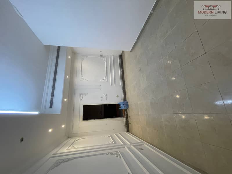Beautiful Big Separate Entranced 1BHK With Separate Kitchen and Available In MBZ City Walkable Shabiya 10. Beautiful Big Separate Entranced 1BHK With Separate Kitchen and Available In MBZ City Walkable Shabiya 10.
