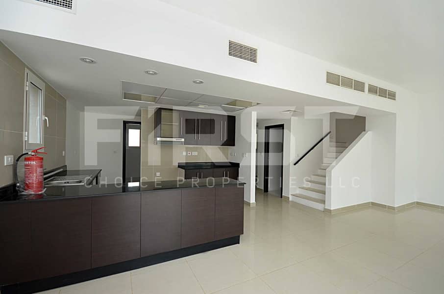 5 Internal Photo of 4 Bedroom Villa in Al Reef Villas Al Reef Abu Dhabi UAE  2858 sq (50). jpg