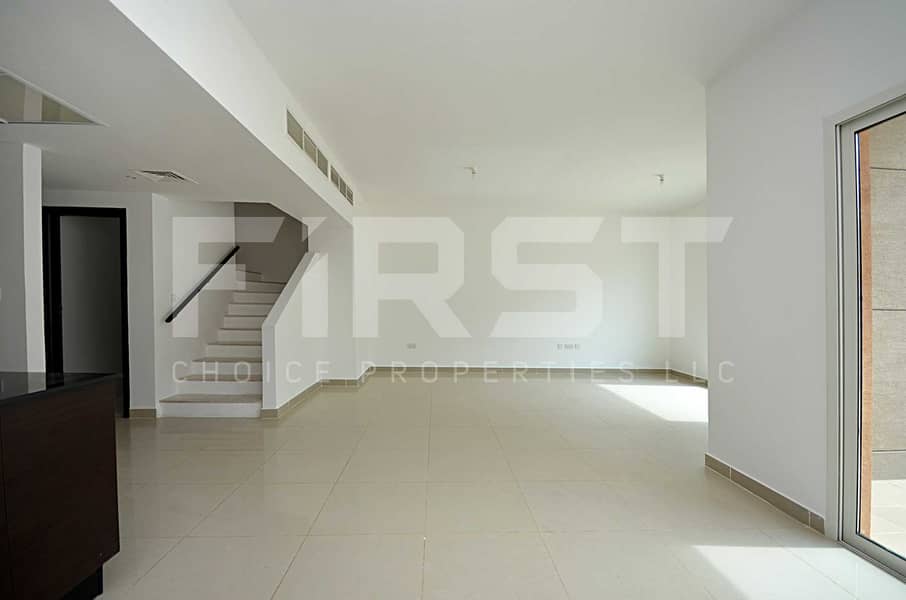 19 Internal Photo of 4 Bedroom Villa in Al Reef Villas Al Reef Abu Dhabi UAE  2858 sq (39). jpg