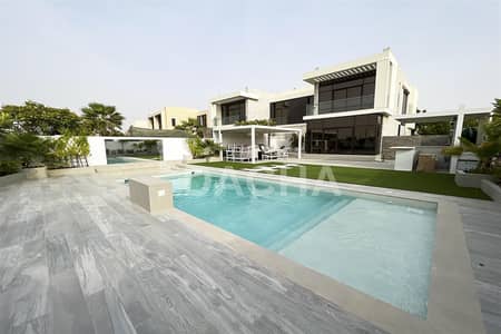 5 Bedroom Villa for Sale in DAMAC Hills, Dubai - Fully Upgraded / 5 Bed Semi  / Huge Plot