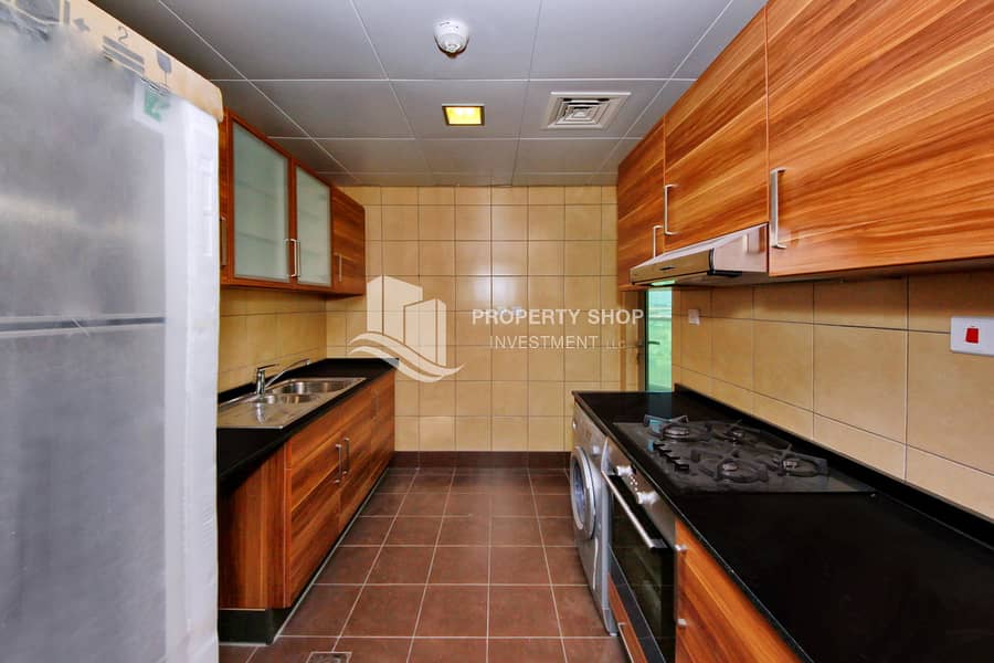 11 2-br-apartment-al-reem-island-shams-abu-dhabi-beach-tower-b-kitchen. JPG
