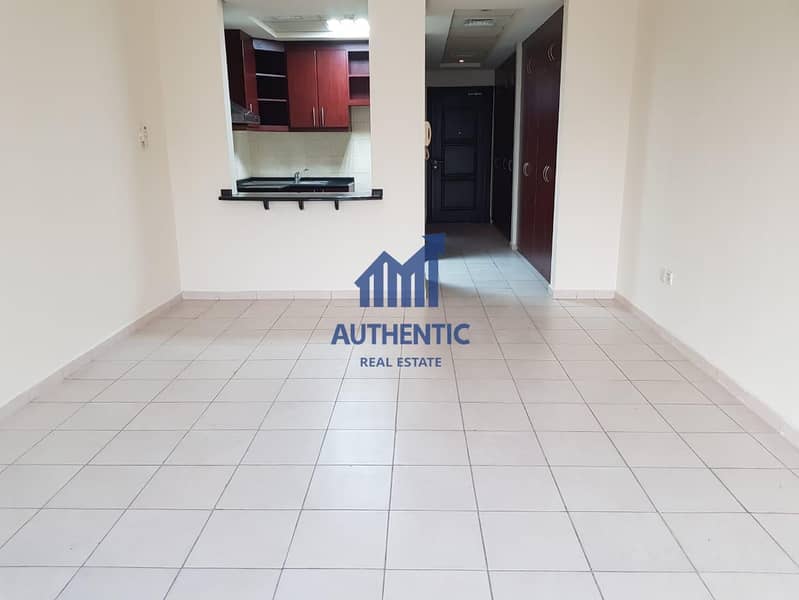 Ready to Move Studio |Med Cluster |Near Amenities