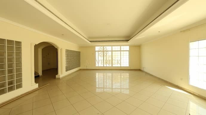 Month Free | 3BR + Study + Maids/R Villa Month Free | 3BR + Study + Maids/R Villa