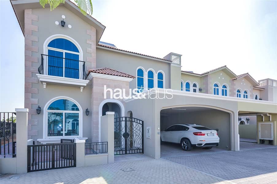 5 Bedrooms  | Landscaped | Close to Pool