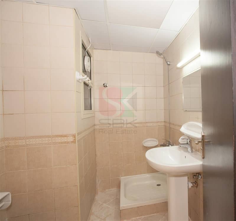 6 For Staff Accommodation Studio Flat In MUHAISNAH-4