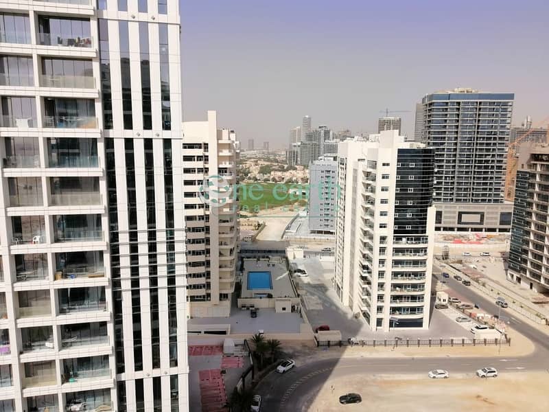 2 Beds Apt with Golf & Community view in Dubai Sports City For Rent