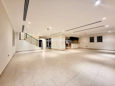 4 Bedroom Villa for Sale in Jumeirah Park, Dubai - 80371b2c-5c45-4cf1-b2d4-b65ad4959f53. jpg
