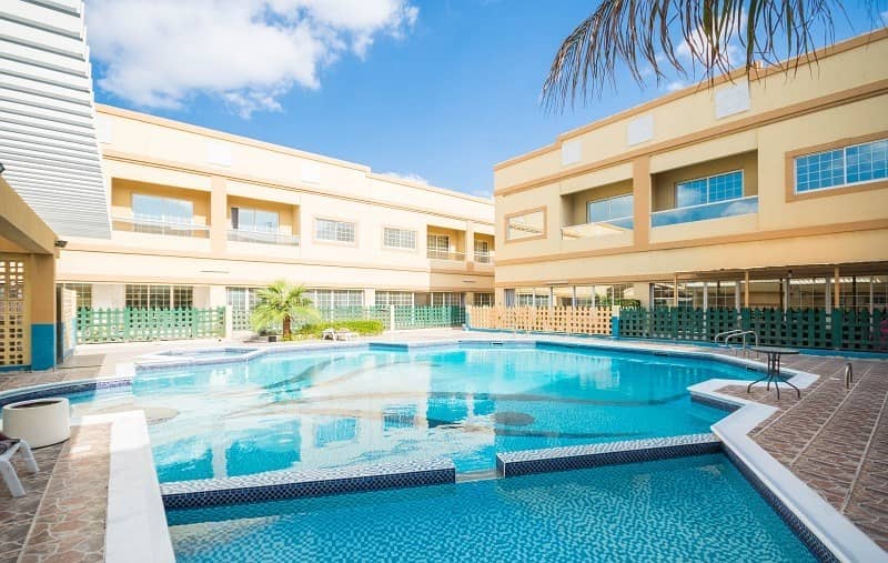 Ready to move-in! 4BR+M Villa in Jumeirah 1 Ready to move-in! 4BR+M Villa in Jumeirah 1