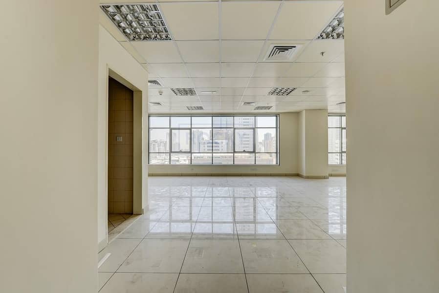 4 800 Sq. Ft Office with Central A/C | Sharjah