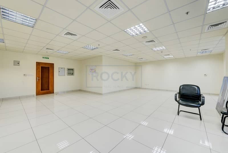 Spacious 950 Sq.Ft Office| Central A/C | Sharjah Spacious 950 Sq.Ft Office| Central A/C | Sharjah