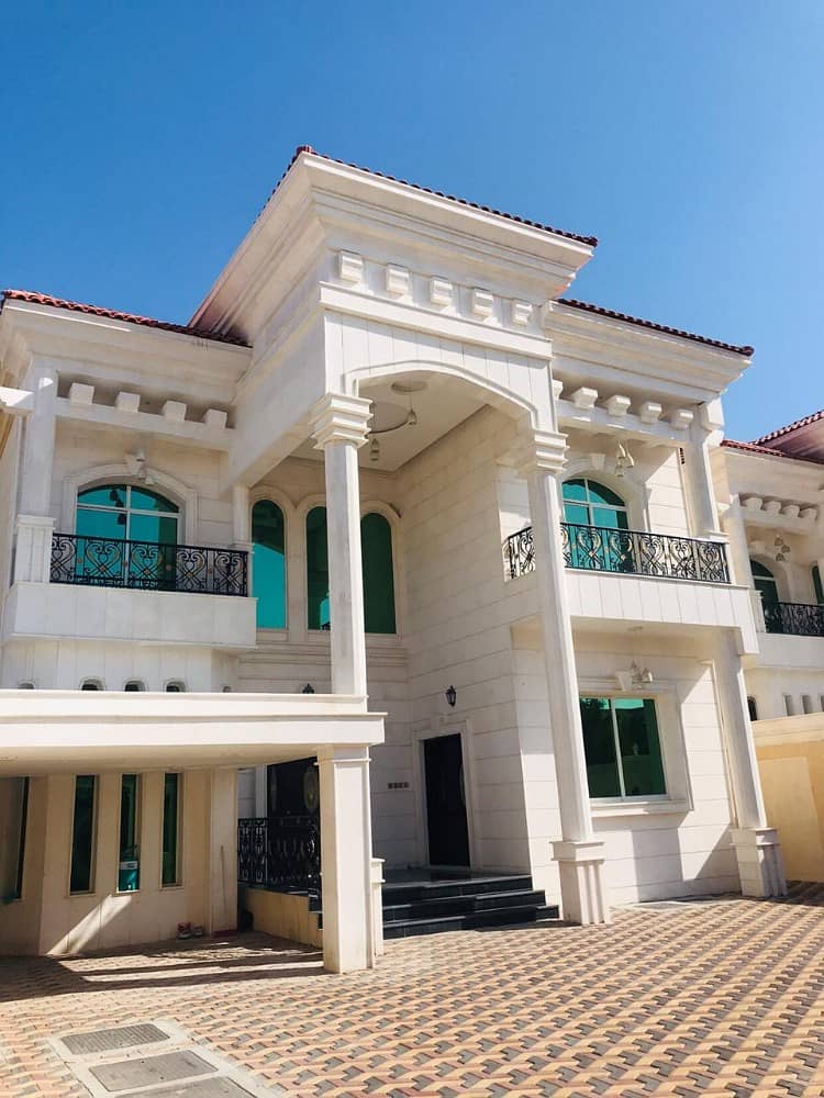 Villa for sale close to Sheikh Mohammed Bin Zayed Street finishing Super Deluxe