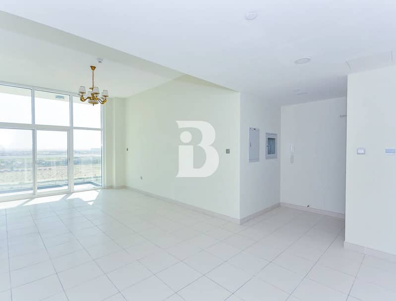 2 BED CORNER VIEW |SPACIOUS LAYOUT | VACANT