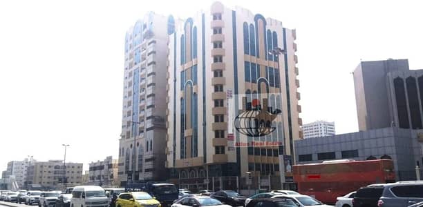 مبنى سكني 11 غرف نوم للبيع في أبو شغارة، الشارقة - 01. jpg