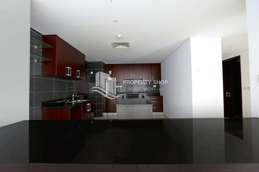 3 3-br-apartment-abu-dhabi-al-reem-island-marina-square-mag-5-residences-kitchen-2. JPG