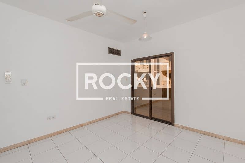 1  B/R Apartment with Split A/C, Balcony | Deira