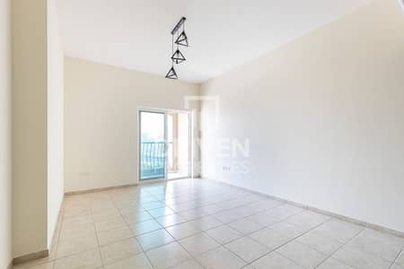 1 Bedroom Flat for Rent in Jumeirah Village Triangle (JVT), Dubai - Well-managed | Bright | Vacant Apartment