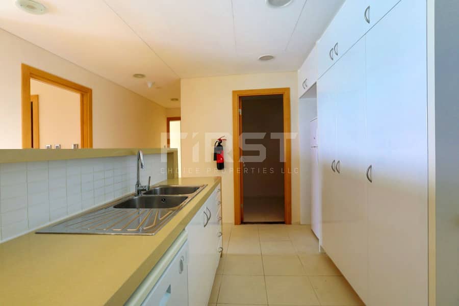 3 Internal Photo of 2 Bedroom Apartment in Al Sana 1 Al Muneera Al Raha Beach Abu Dhabi UAE (3). jpg