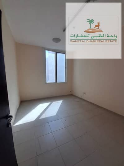 2 Bedroom Apartment for Rent in Al Qulayaah, Sharjah - WhatsApp Image 2023-11-01 at 12.32. 47 (1). jpeg