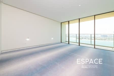 3 Bedroom Flat for Sale in Palm Jumeirah, Dubai - Skyline View | Mid Floor | Genuine Resale