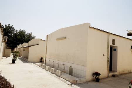 Labour Camp for Rent in Al Sajaa, Sharjah - LABOR CAMP-READY TO MOVE