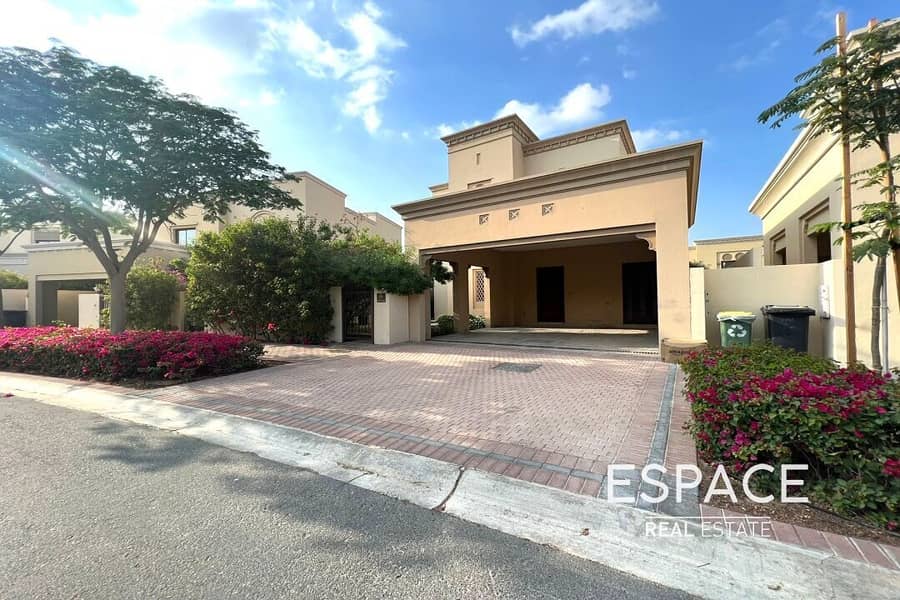 Large Plot | Well Maintained | 4 Beds Large Plot | Well Maintained | 4 Beds
