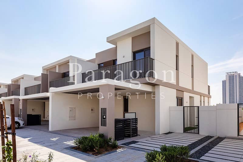 4 Cheques | Landscaped | End Unit 4 Cheques | Landscaped | End Unit