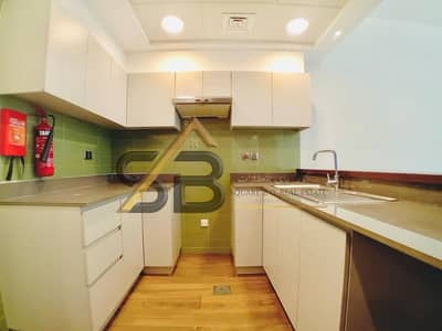Ready to move 1bhk  apartment with big balcony family building in All facilities