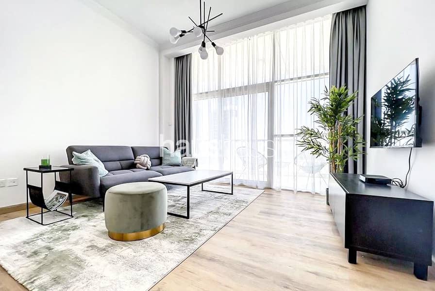 Luxury furniture | Upgraded | Prime location Luxury furniture | Upgraded | Prime location