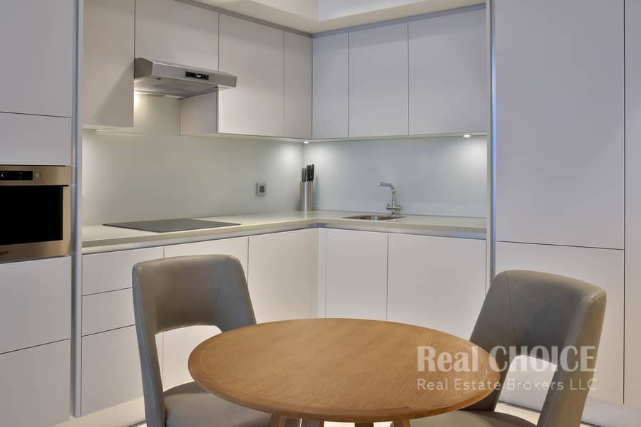 6 DXBRI One Bedroom Suite Kitchen. jpg