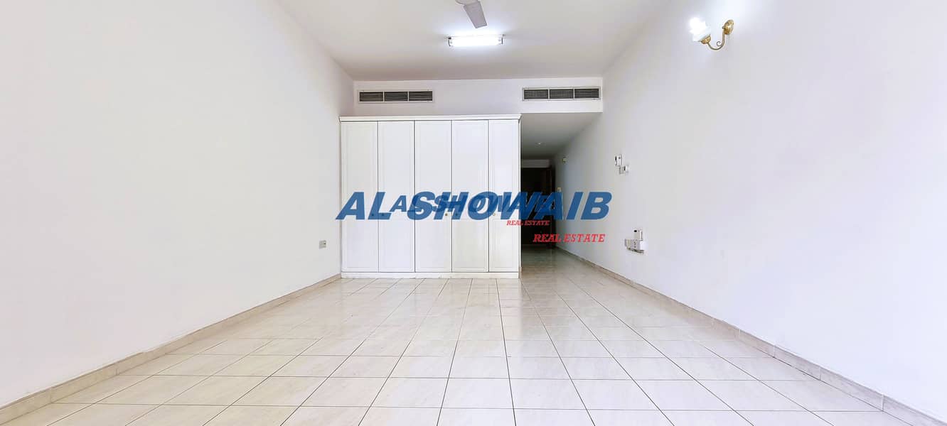 شقة في شارع خالد بن الوليد،بر دبي 40000 درهم - 5118078