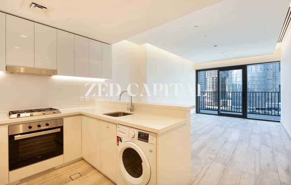 Brand New | City Convenience | Iconic Views Brand New | City Convenience | Iconic Views
